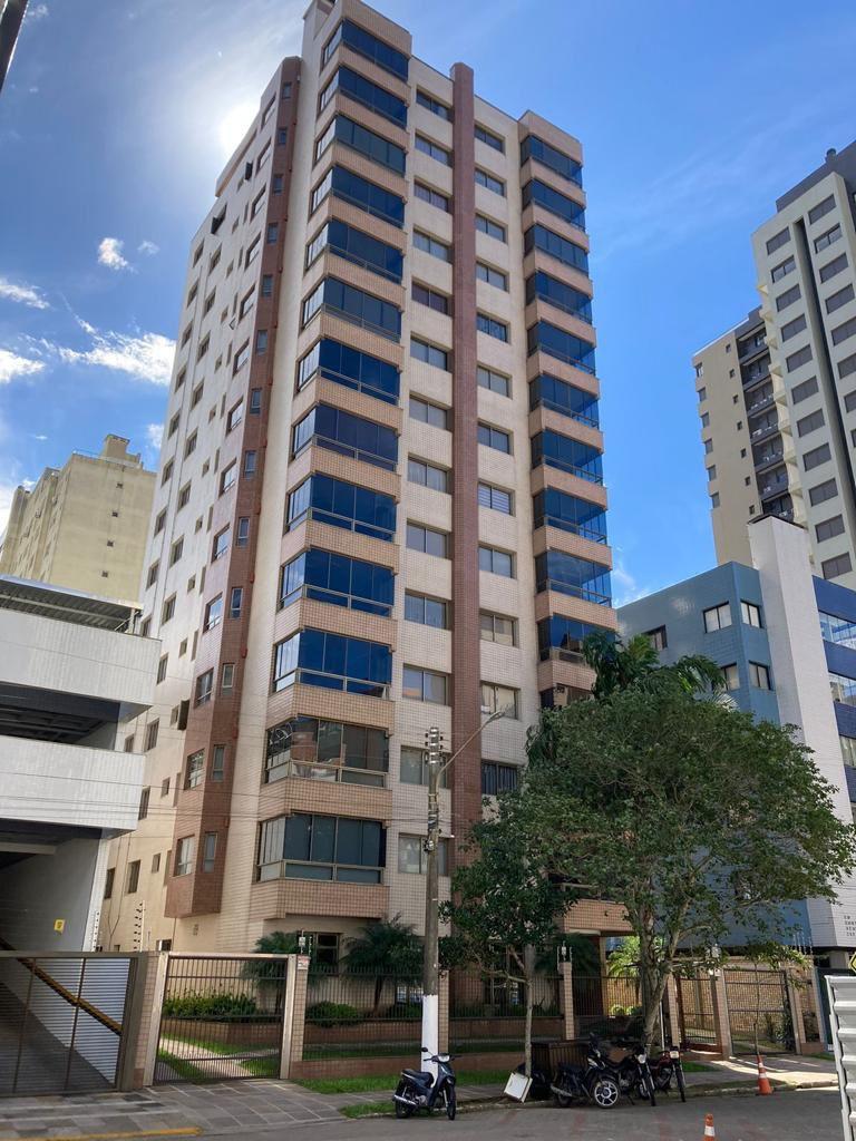 Apartamento 3 Dormitórios