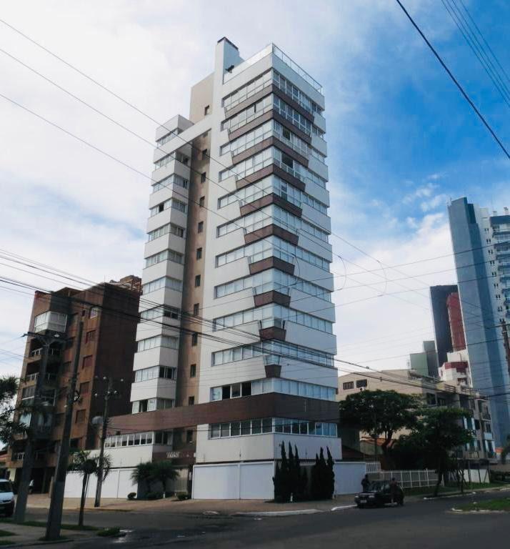 Apartamento 3 Dormitórios