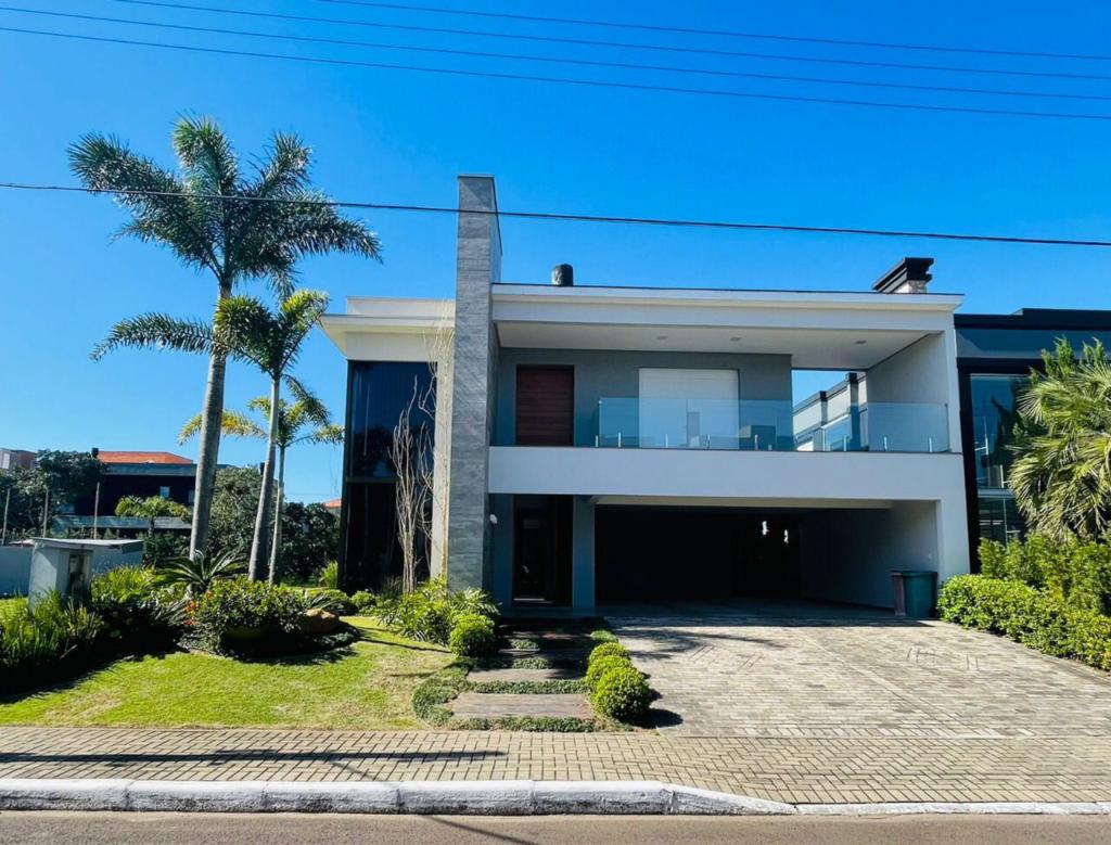 Casa 5 Dormitórios