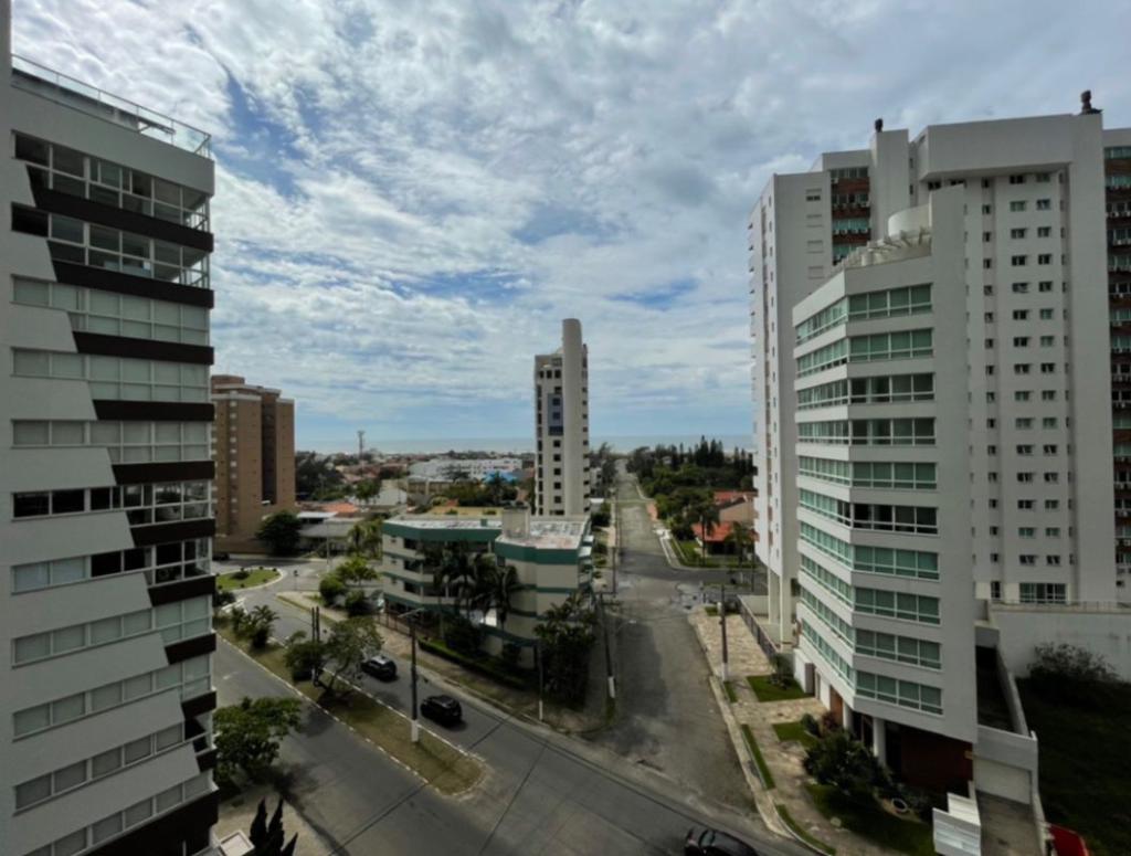 Apartamento 4 Dormitórios