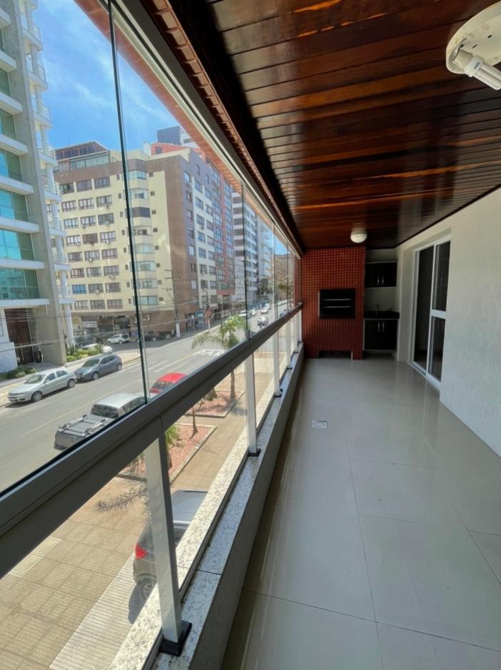 Apartamento 3 Dormitórios