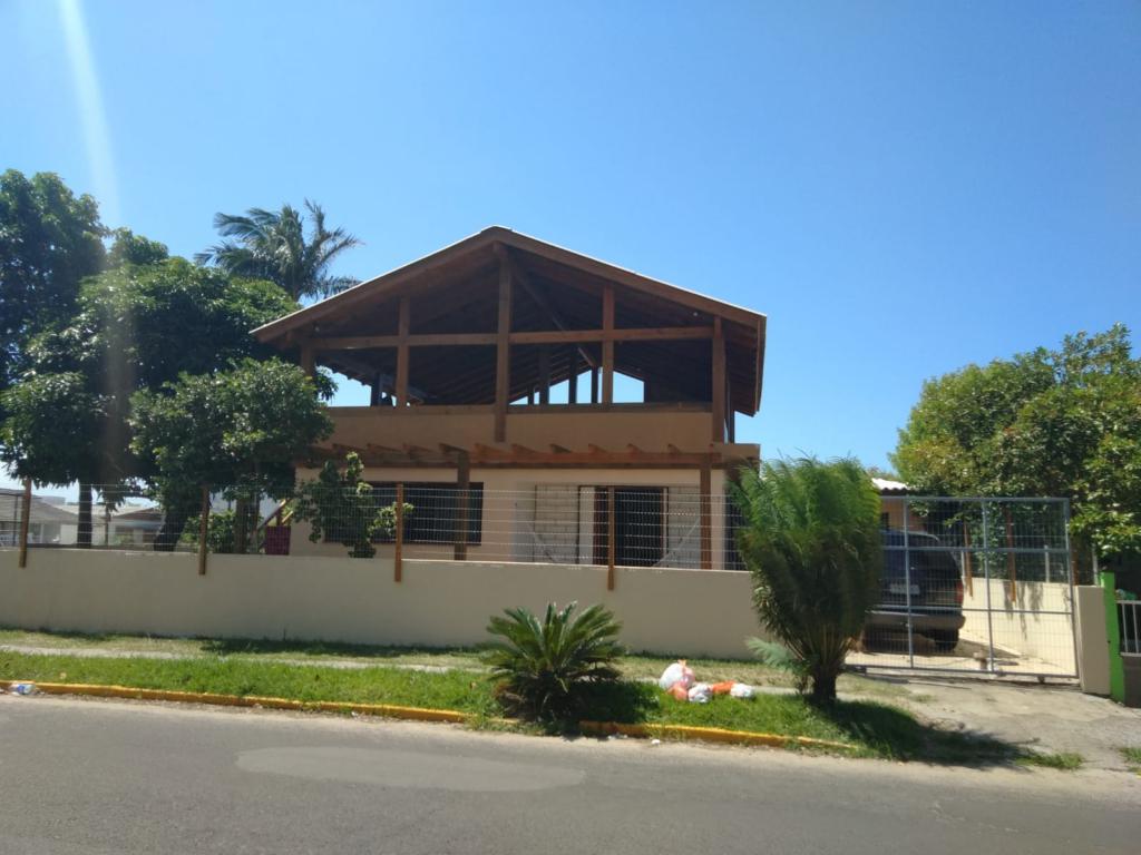 Casa 3 Dormitórios