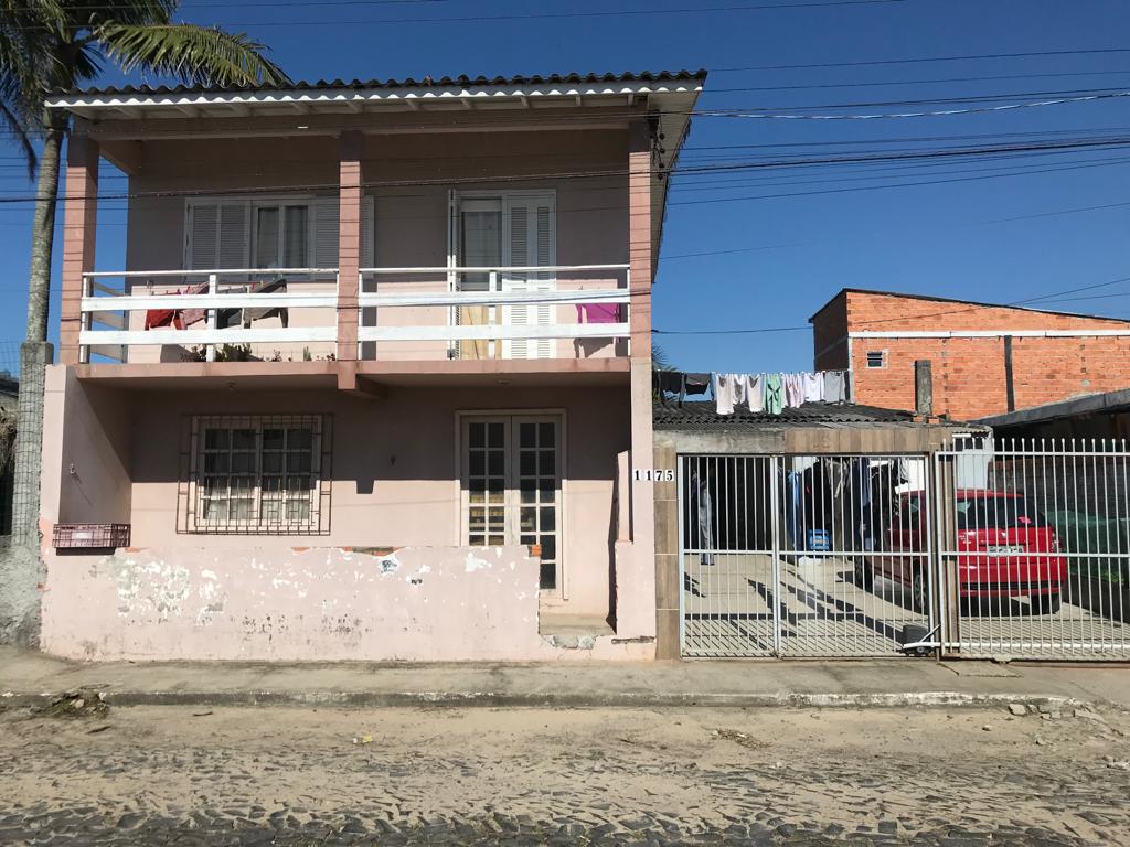 Casa 4 Dormitórios