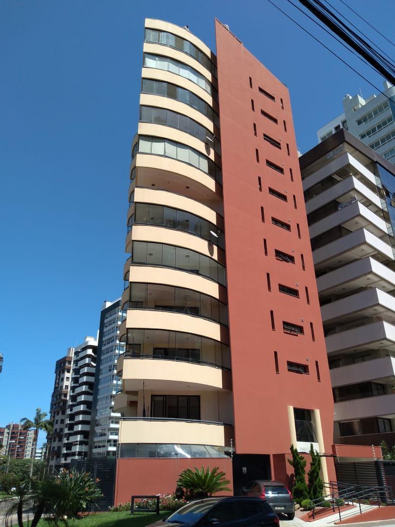 Apartamento 3 Dormitórios