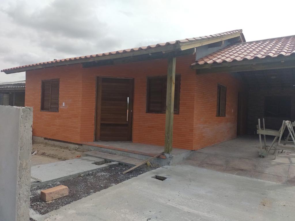 Casa 2 Dormitórios