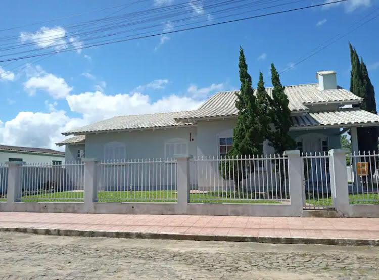 Casa 5 Dormitórios