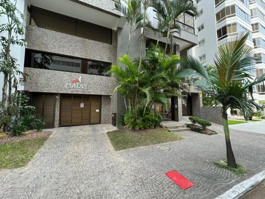 Apartamento 3 Dormitórios